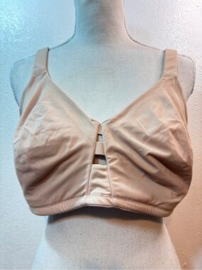 SPANX Beige Wireless Comfort Bra with Center Cutout